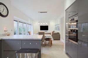 Photo 19- click for photo gallery